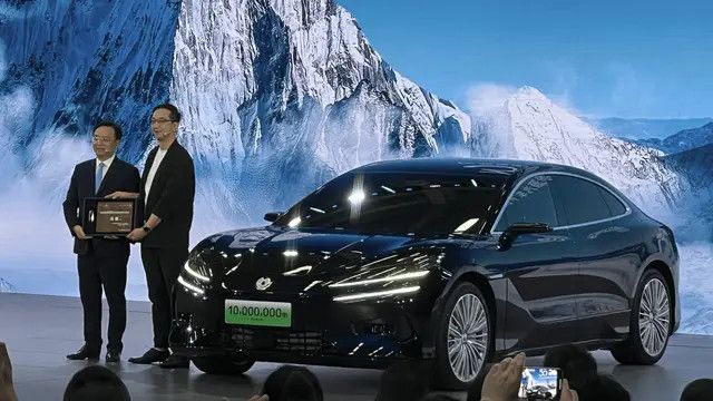 Denza Z9 Menjadi Unit ke-10 Juta yang Diproduksi BYD dalam Waktu 30 Tahun