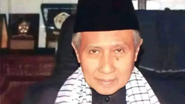 Abah Anom Selamat dari Pembunuhan PKI dengan cara yang Luar Biasa, Tunjukkan Karomah Seorang Wali