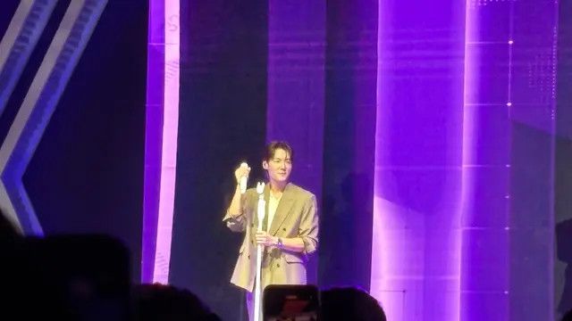 Gemasnya Reaksi Choi Jin Hyuk Jajal Makan Keripik Tempe dan Durian saat Fan-Con di Jakarta