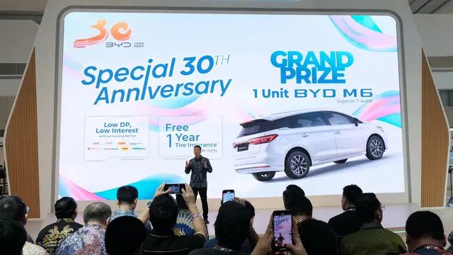 Rayakan Tiga Dekade di Industri Otomotif, BYD Hadirkan Program dan Penawaran Istimewa di GJAW 2024