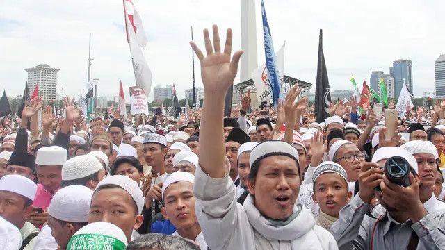 Monas Penuh Sejak Subuh, Reuni 212 Resmi Digelar Hari Ini