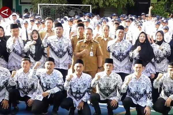 Pemerintah Kota Tangerang Naikkan Gaji Guru untuk Tingkatkan Kesejahteraan