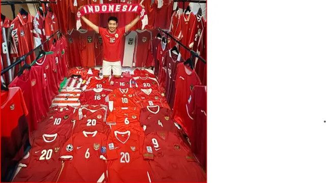 Keren, Orang ini Koleksi Jersey Timnas Indonesia dari Tahun 1938 hingga yang Terbaru