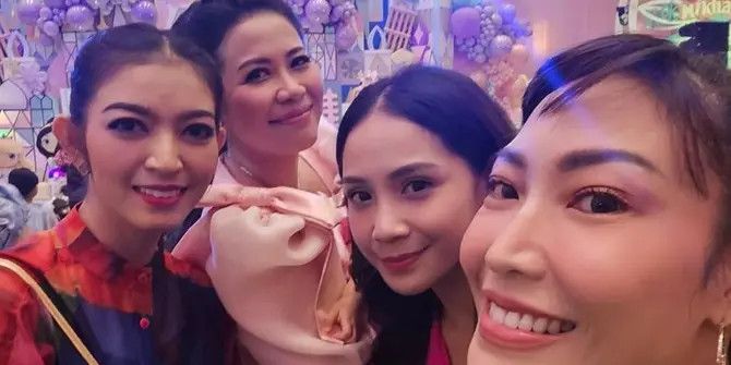 Gaya Selvi Ananda, Geng Cendol hingga Paula Verhoeven Hadiri Pesta Ulang Tahun Anak dr. Feni Nugraha Bertema Disney