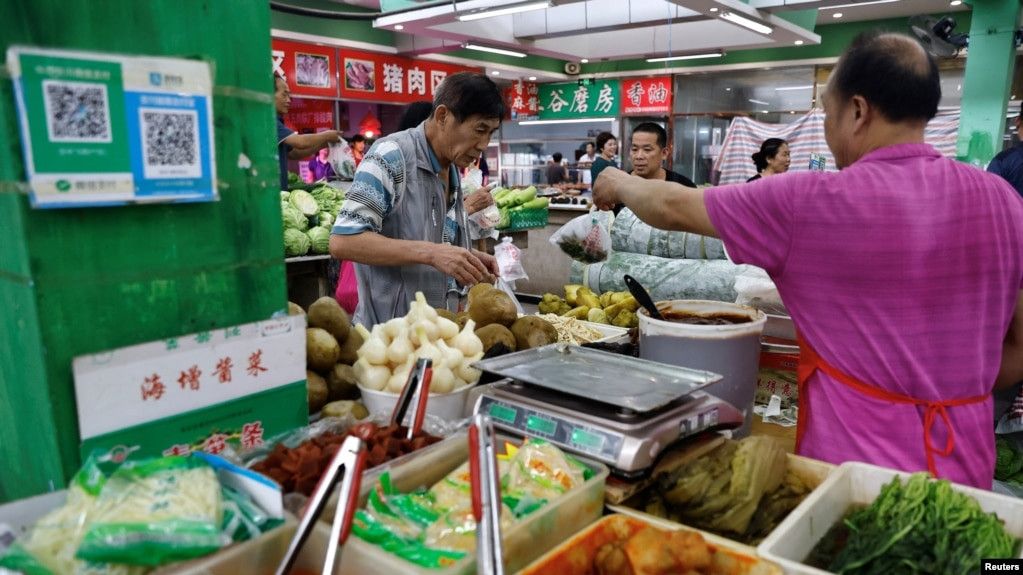 Ekonomi China Krisis: Deflasi Berturut-Turut, Utang Makin Numpuk