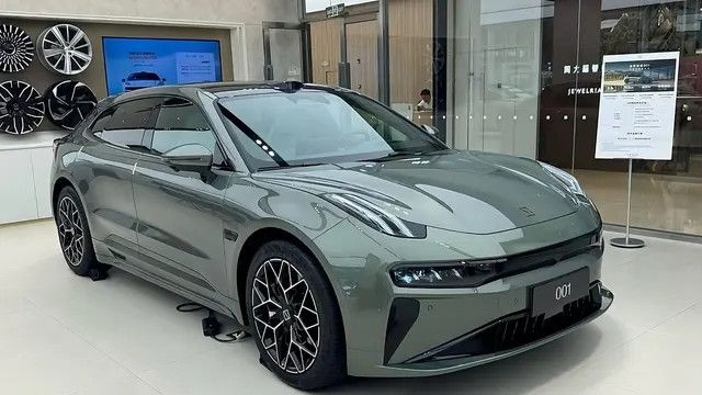 Zeekr 001 jadi Mobil Listrik dengan Pengiriman Tercepat di China, Sejak 2021 sudah Capai 250 Ribu Unit