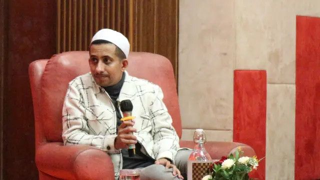 Habib Ja'far Siapkan Sendiri Kado Spesial untuk Para Sahabat yang Beragama Kristen