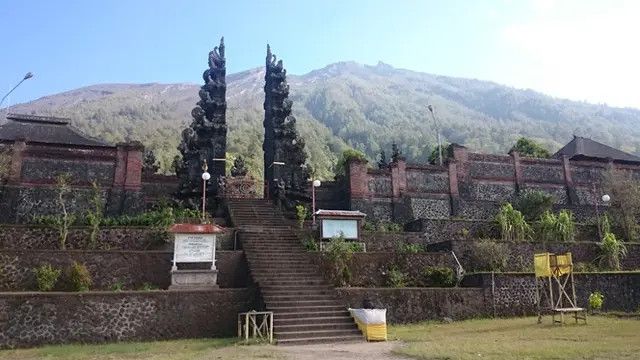 Jalur Pendakian Gunung Agung, Panduan Lengkap dan Estimasi Waktu Sampai Puncak