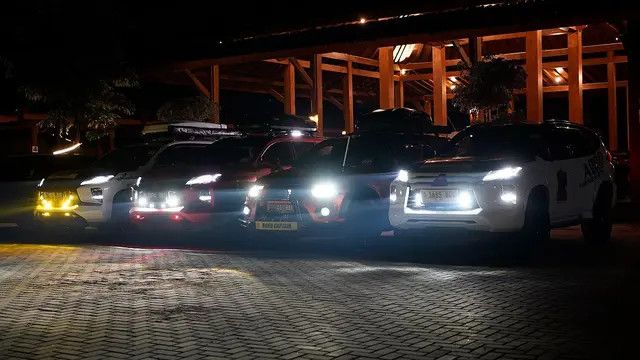 Piwaners Melakukan Peningkatan pada Lampu Utama saat Menjelajahi Kawasan Tenggara Indonesia