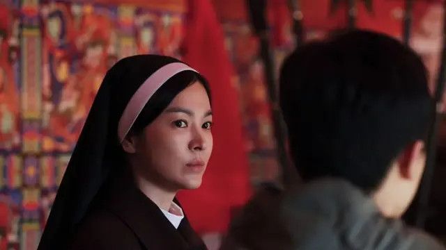 Sinopsis Film Dark Nuns, Menampilkan Song Hye Kyo Sebagai Biarawati Pemberani