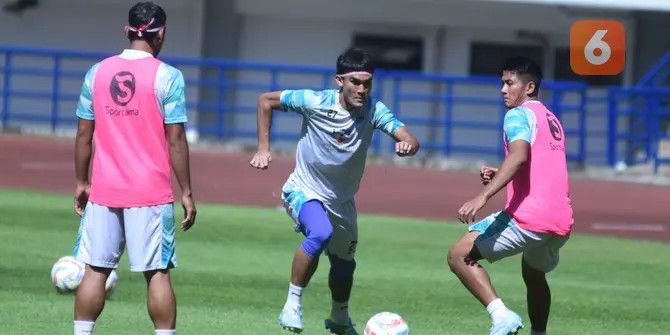 Kata Zalnando yang Sudah Kembali ke Persib usai Dipinjamkan ke PSIS, Ungkap Target Bersama Skuad Maung Bandung