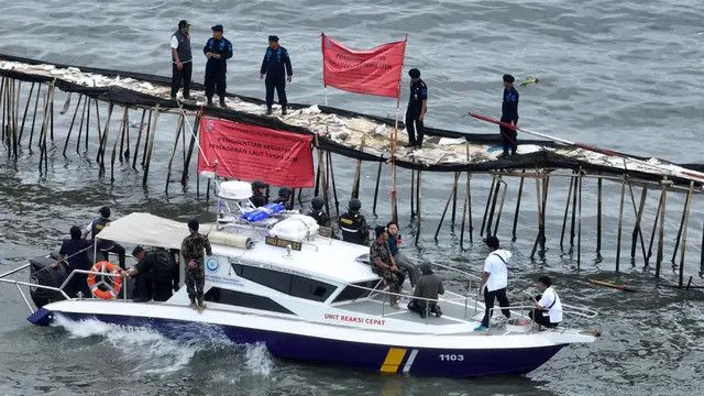 Foto Pagar Laut Misterius di Tangerang yang Diperintahkan Prabowo untuk Disegel