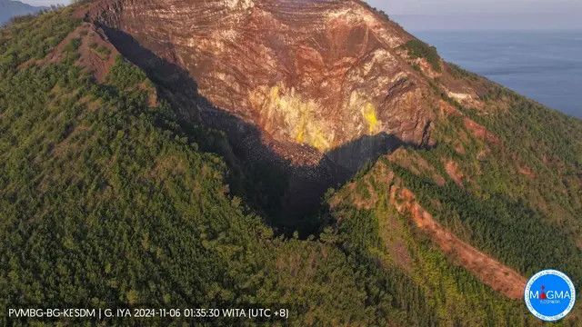 Status Terkini Gunung Iya, Sudah Turun Namun Masih Berbahaya