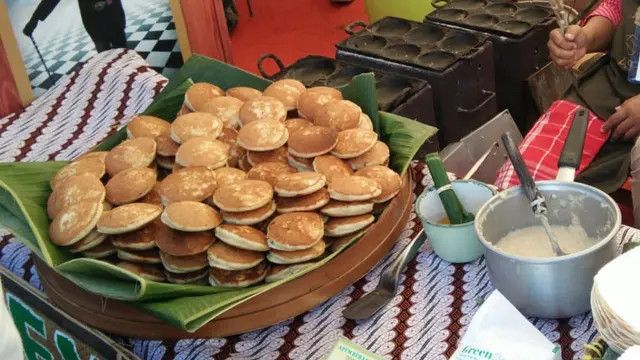 Tips Membuat Kue Apem Tepung Beras dengan Hasil Maksimal dan Warna Menarik