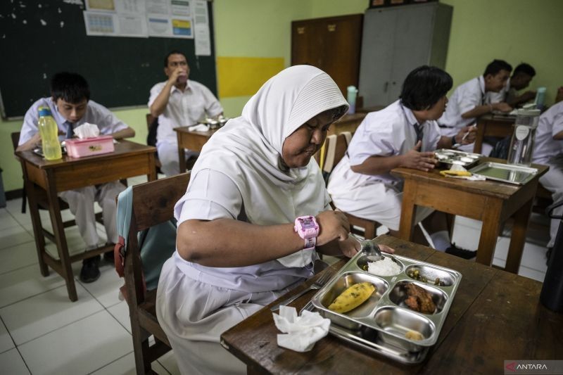 Libatkan Pengelola Kantin Sekolah dalam Program Makan Bergizi Gratis