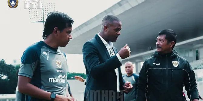 Indra Sjafri Ingin Undang Patrick Kluivert ke Sumbar Setelah Video Viral Makan Nasi Padang