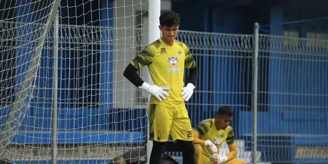 Kiper Persib Kevin Ray Mendoza Dikaruniai Putri Pertama, jadi Motivasi Tambahan untuk Tampil Lebih Baik