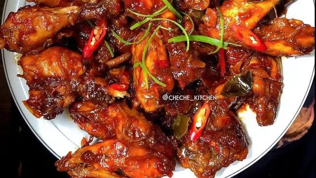 Semur Ayam Kecap, Sajian Enak yang Bisa Dibuat dengan Bahan Sederhana