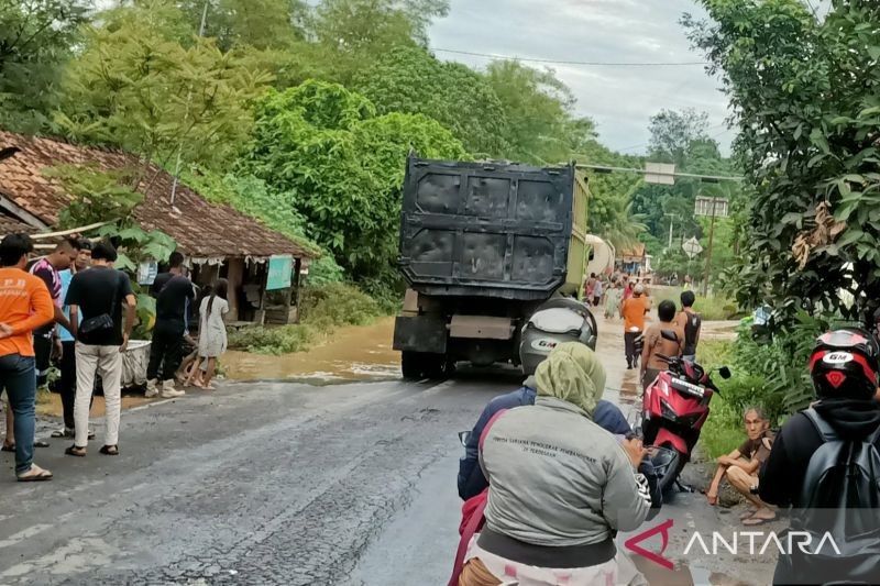 BPBD OKU Bangun 45 Rumah Tahan Gempa untuk Korban Banjir