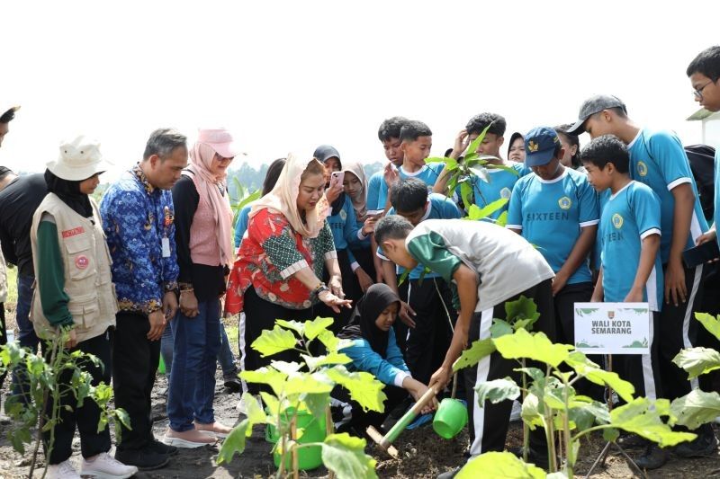 Semarang Kenalkan Pertanian Terpadu pada Pelajar: Wujudkan Ketahanan Pangan