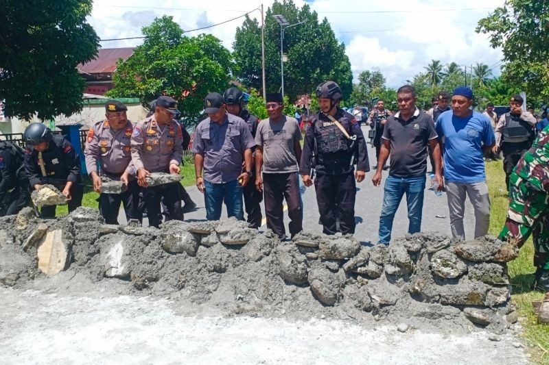 Jalur Lintas Seram Normal Kembali Usai Blokade Akibat Penusukan