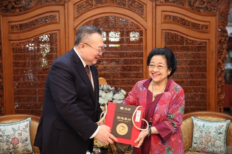 Megawati Tertarik Strategi Pengentasan Kemiskinan Yunnan, Tiongkok