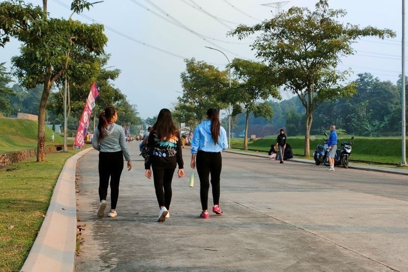 Jalan Kaki Pagi: Otot Kuat, Otak Sehat