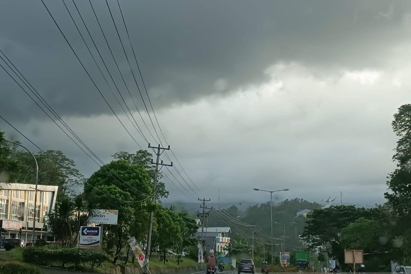 Waspada! BMKG Imbau Warga Sulut Antisipasi Bencana Hidrometeorologi