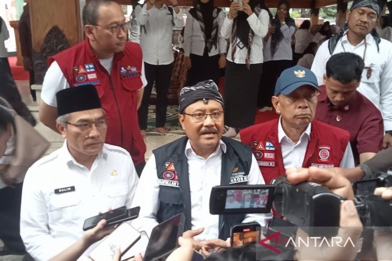 Mensos Perkuat Kerja Sama Daerah Atasi Kemiskinan