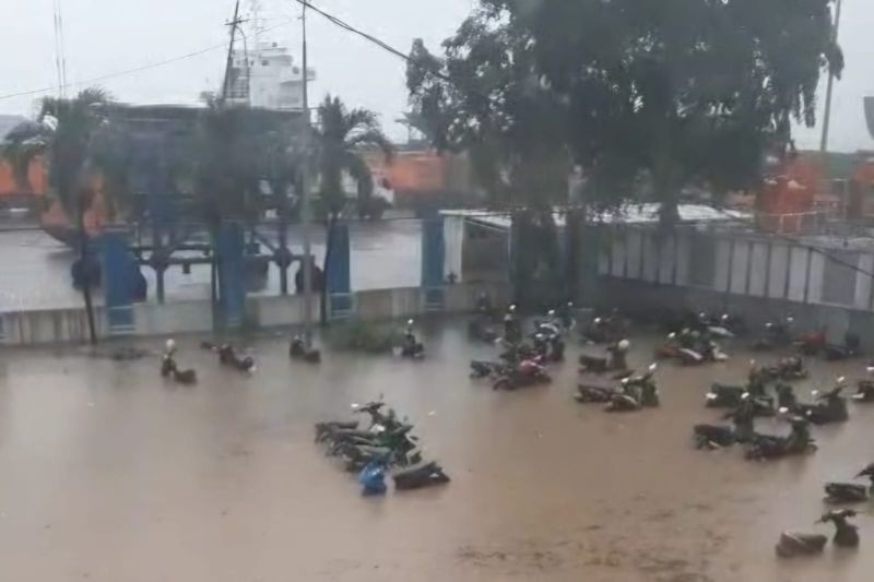 Lampung Siagakan Tim Antisipasi Bencana Hidrometeorologi