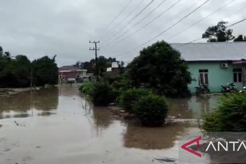 Banjir di Bangka: 18 Personel BPBD Pantau Titik Terdampak