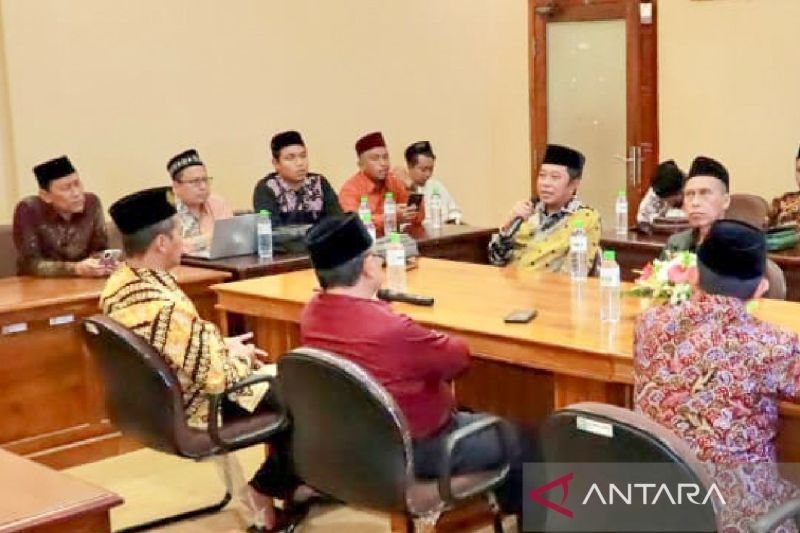 Unuja Paiton: Inisiatif Asosiasi Perguruan Tinggi Berbasis Pesantren untuk Hadapi Tantangan Modern