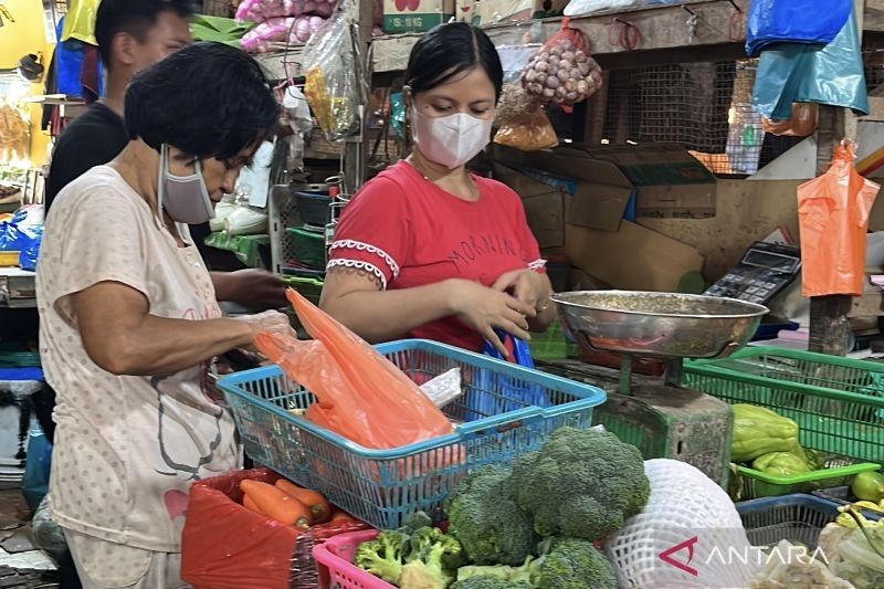 Disperindag Batam Jalin Kerja Sama Bea Cukai Lancarkan Distribusi Bahan Pokok