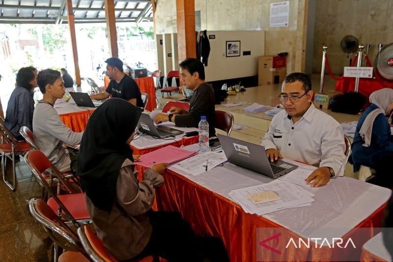 Pemkot Surabaya Buka Pendaftaran Beasiswa Pemuda Tangguh 2025