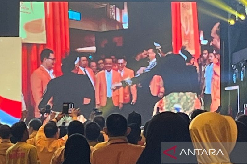 Bahlil Lahadalia Hadir di Rakernas MPO dan HUT MKGR ke-65