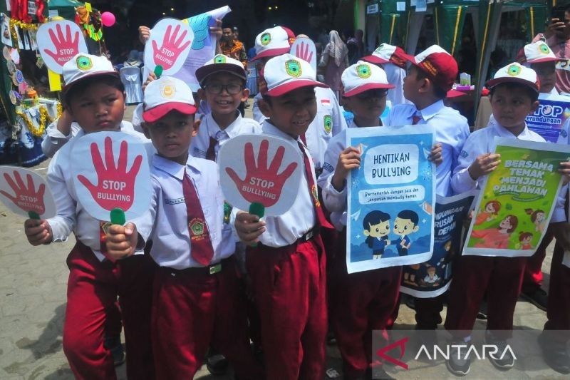 Bantu Korban Bullying: Pindah Sekolah, Bukan Solusi Utama, Tapi Perlu Dukungan Profesional