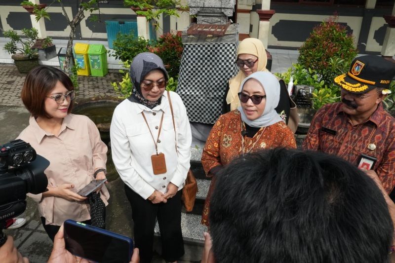 Menteri PPPA Dorong Konsumsi Sayur Siswa: Menuju Generasi Emas 2045