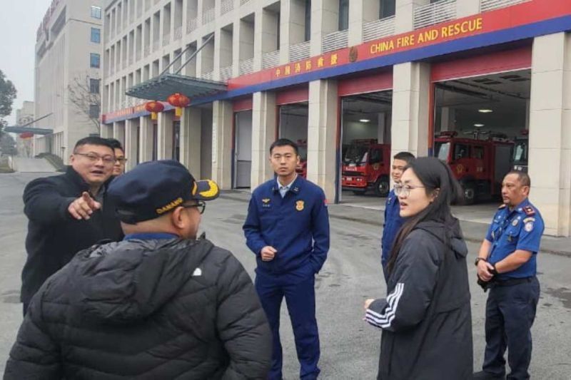 Makassar Jajaki Kerja Sama Teknologi Pemadam Kebakaran dengan China