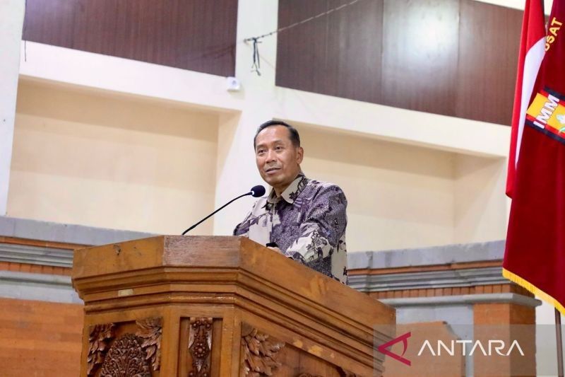 Wamendikbudristek Dorong Mahasiswa Bangun Bangsa