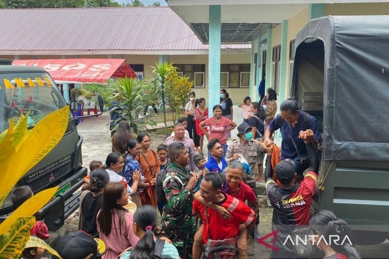 Kemensos Berikan Bantuan Rp651 Juta untuk Korban Erupsi Gunung Ibu