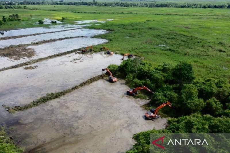 Pemkab HST dan TNI Buka Akses 23.186 Hektare Lahan Cetak Sawah