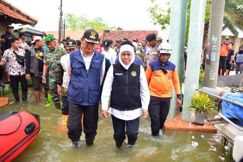 Waspada Cuaca Ekstrem! Imbauan Khofifah untuk Warga Jawa Timur