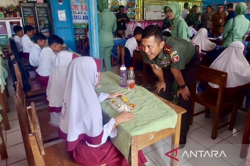 Uji Coba Program Makan Bergizi Gratis (MBG) di Hulu Sungai Tengah