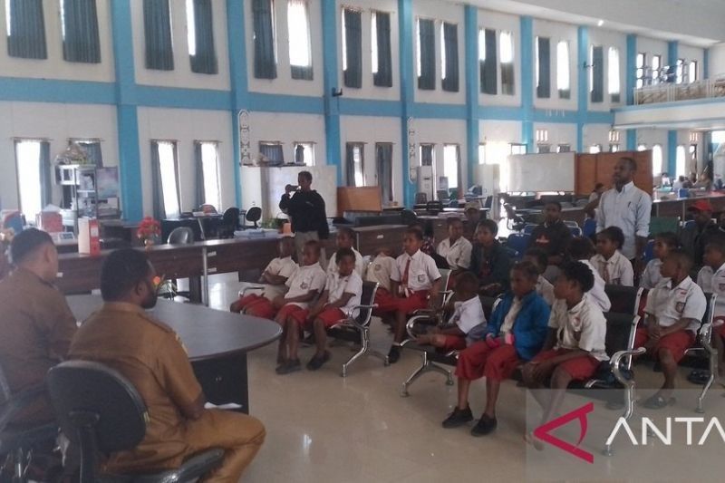 Disdik Jayawijaya Evaluasi Kepsek Dua Sekolah di Wamena yang Mangkrak