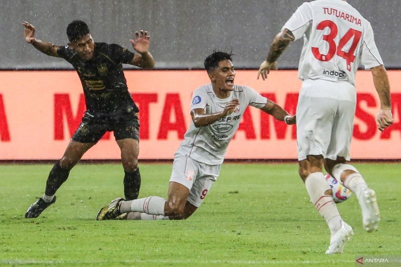 Persis Solo Taklukkan PSIS Semarang di Kandang Sendiri