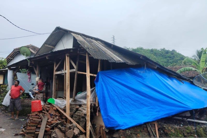 Pergerakan Tanah Sukabumi: 50 Jiwa Mengungsi, Pemkab Siap Siaga