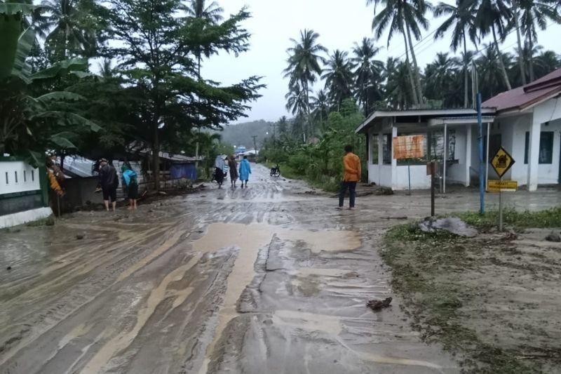 Banjir di Desa Tuva, Sigi: Tanpa Korban Jiwa, Infrastruktur Terdampak