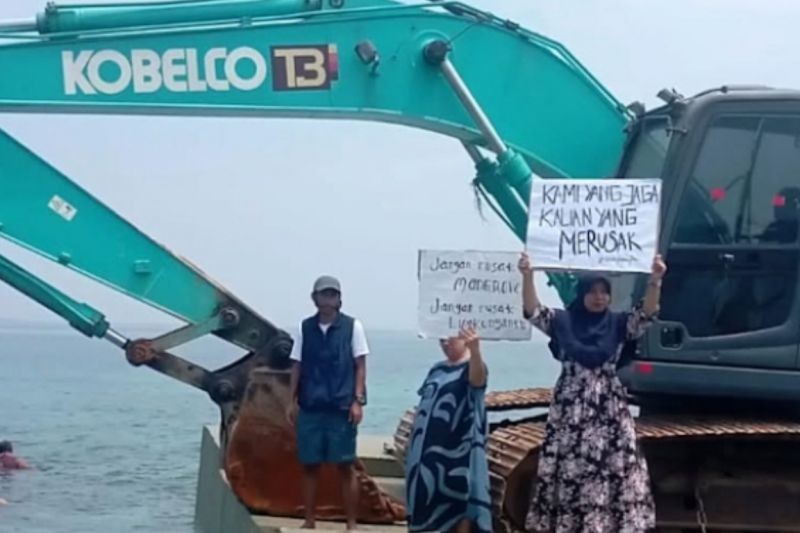 Warga Pulau Pari Tolak Pembangunan Dermaga yang Rusak Lingkungan