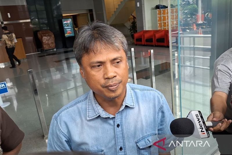 KPK Periksa Daniel Masiku, Kerabat Buronan Harun Masiku