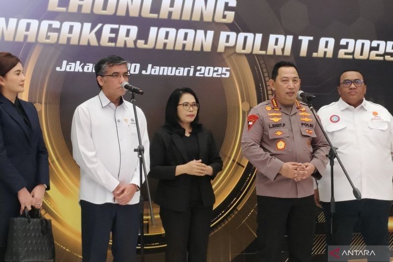 Polri Luncurkan Desk Ketenagakerjaan: Solusi Sengketa Industrial?